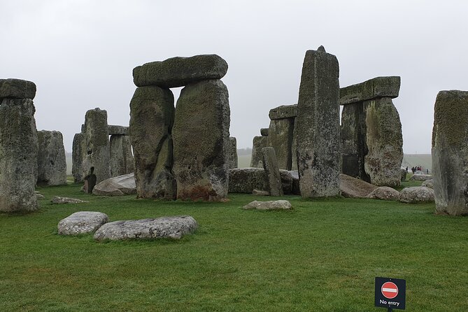 Stonehenge & Bath Private driverTours - Price and value for a group up to 7
