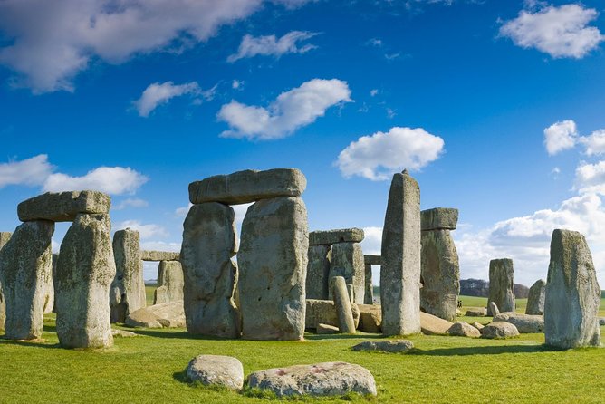 Stonehenge Half-Day Tour from London with Admission - Included extras that genuinely help