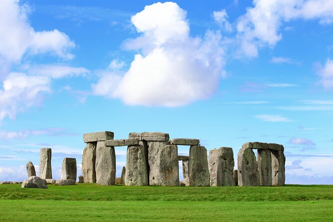 Stonehenge Inner Circle Tour - Timing and crowd pressure, why after-hours access matters