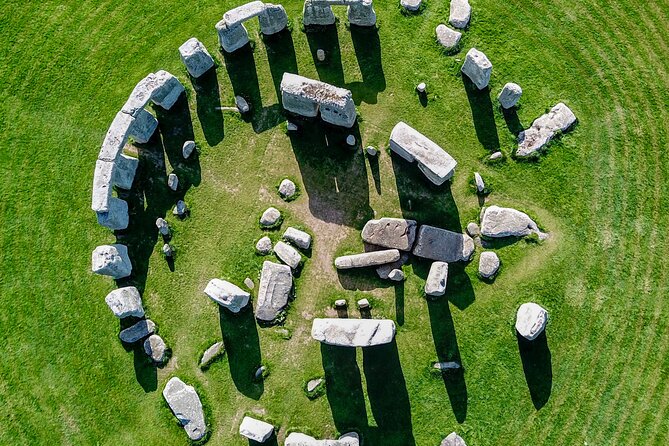 Stonehenge Inner Circle Tour - Who this Stonehenge Inner Circle tour suits best