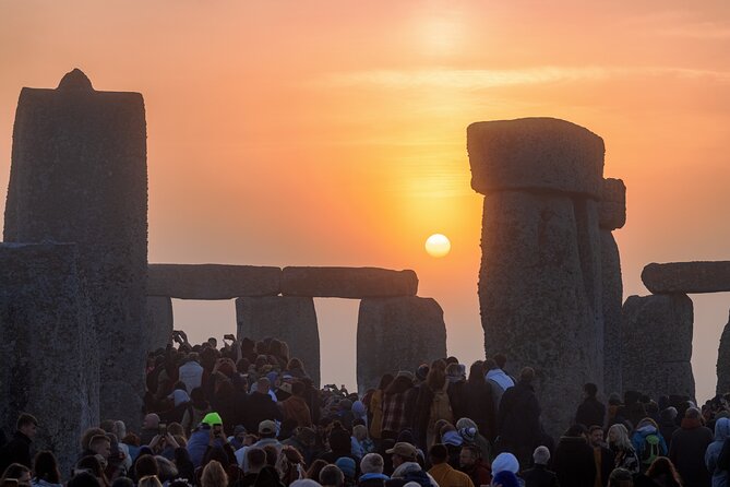 Stonehenge Summer Solstice Tour from London: Sunset or Sunrise Viewing - London to Wiltshire, in One Long Day