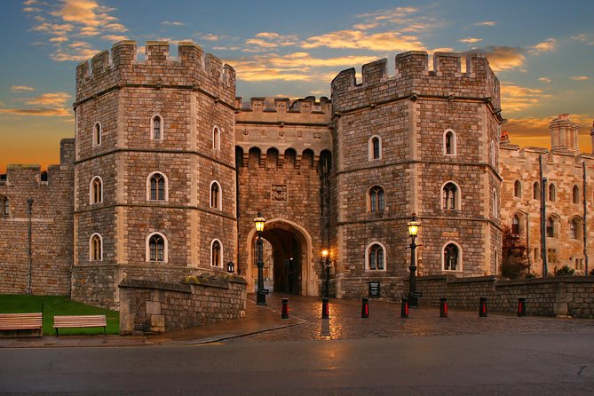 Stonehenge, Windsor Castle and Bath Full Day Guided Tour - Key Things That Make This Tour Work