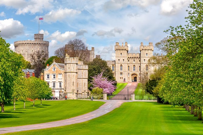 Stonehenge & Windsor Tours from London or Southampton - The Real Value of Windsor Castle Time: State Apartments and St George’s Chapel