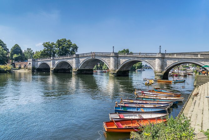 Ted Lasso Inspired Private 4-hour Tour in Richmond - Stop 1 in London: First Filming Landmarks and Quick Story Setup (About 30 Minutes)