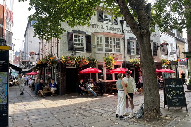Ted Lasso Tour of Richmond with Private Guide - What you really pay for: the private guide and the story glue