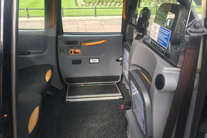 The 6 Hour Private Iconic Black Cab Sightseeing Tour - Westminster Abbey, Houses of Parliament, and the London power corridor