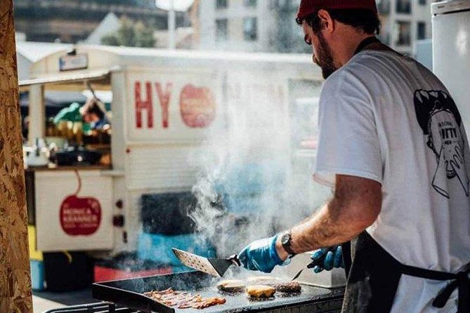 The Authentic London Food and History Tour - The Brick Lane finale: Bengali curry tasting and who will like it