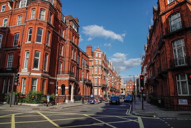 The Beatles London Walk - Carnaby Street and the look of Swinging London