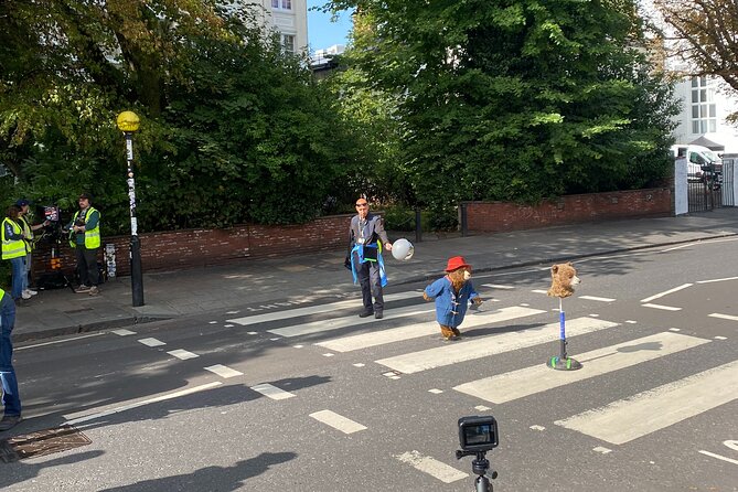 The Beatles London walking tour. From Abbey Road to the Roof Top - Stop 4: Marylebone Registry office and the three marriage moments