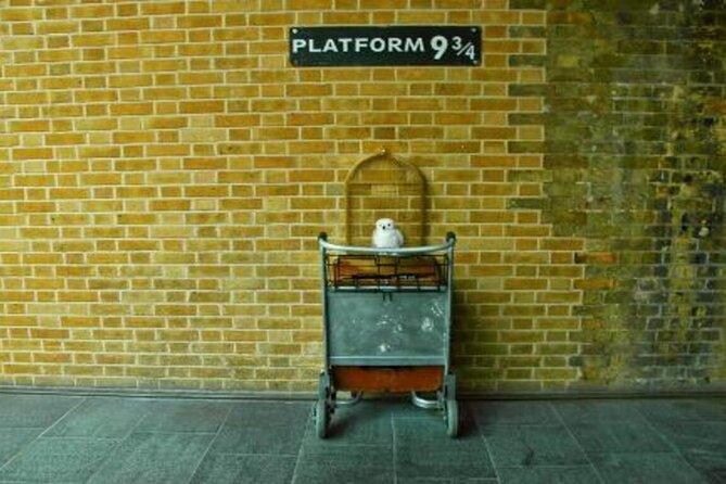The Best Harry Potter Tour & The London Dungeons - Leicester Square and Westminster Filming Locations in the Middle of Real Life