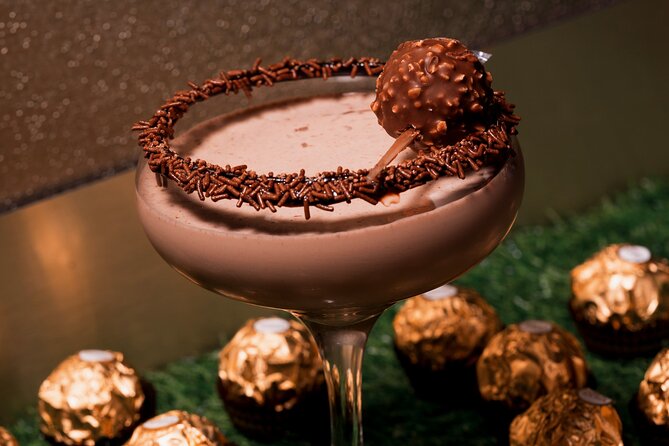 The Chocolate Cocktail Club London - The food pairing: cakes, sweet treats, and light bites that keep pace