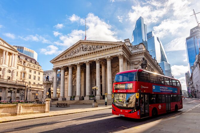 The City of London Food Tour with 10+ Tastings - Stop 5: St Paul’s Cathedral, best photo angles, and extra surprise locations