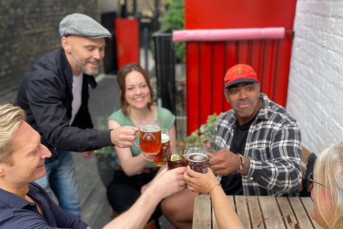The Great British Pub Walking Tour: London - Your Guide Is the Main Event (Luke, Tom, Carlos, Jack)