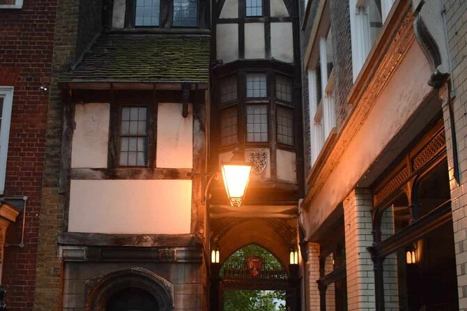 The Haunted Pubs of Old London: Small Group Tour - The Sutton Arms and the Included Half-Pint Reset