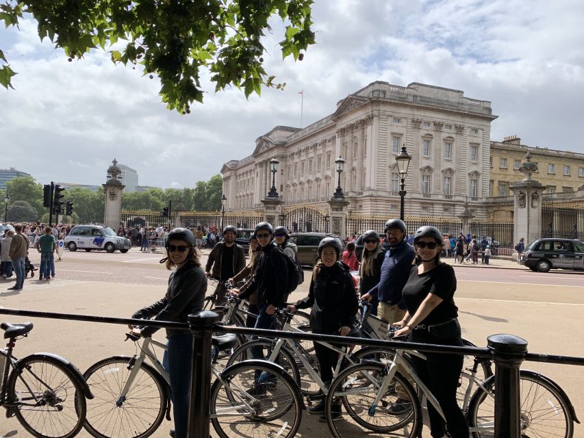 The London "Big Six" and a Pub. 5.5 hour tour - The Bikes and Gear: Easy to Ride, Helmet Provided