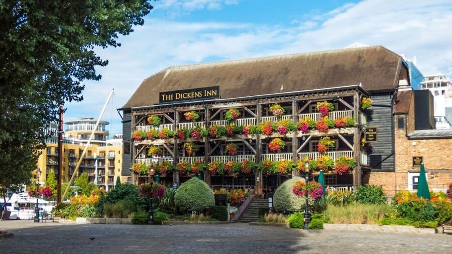 The London Historic Pubs Tour - Wapping’s Town of Ramsgate: Thames Oldest Pub Energy