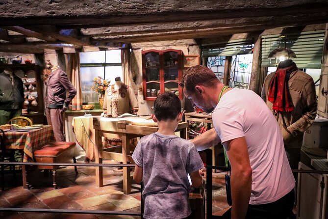 The Making of Harry Potter: Warner Bros. Studio Tour & Transfers - Mini highlights that give you the behind-the-scenes vibe