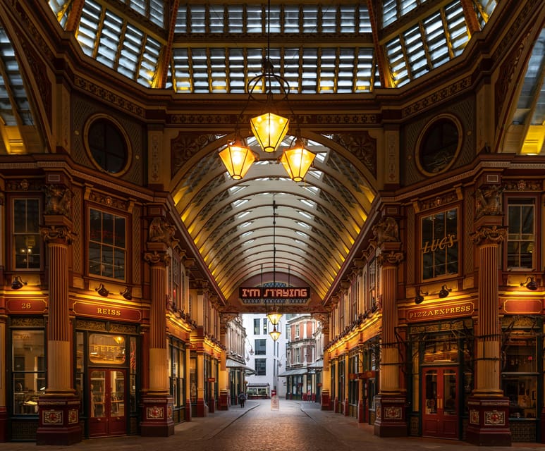 The most complete and exclusive Harry Potter tour in London - Leadenhall Market, the Diagon Alley moment
