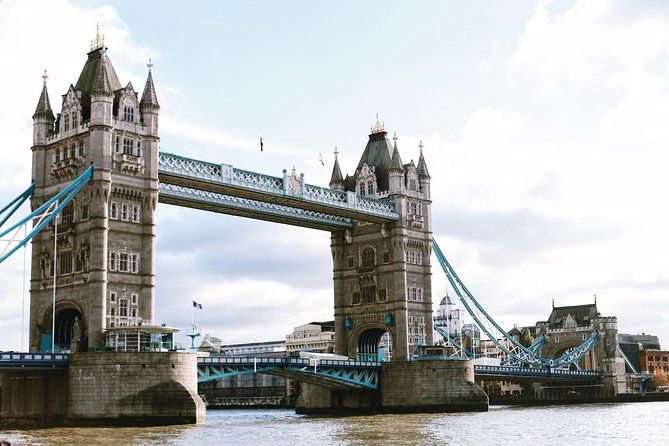 The Old City of London - Exclusive Guided Walking Tour - Thames Walk, Tower Bridge, and the Millennium Bridge Contrast