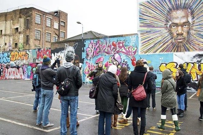 The Original London Street Art Tour - Pace, group size, and photo-friendly stopping