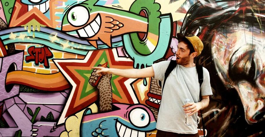 The Original London Street Art Tour (French) - East London street art, explained in plain street language