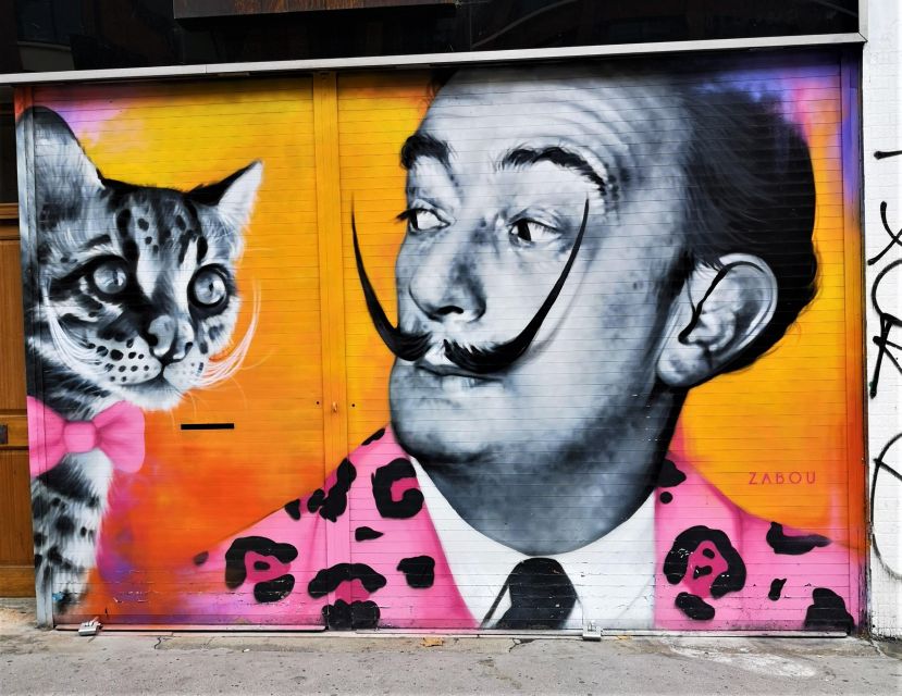 The Original London Street Art Tour (French) - Meeting at Old Spitalfields Market (and finding the goat statue)