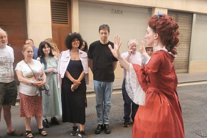 Theatrical Walking Tour with Harlots, Strumpets and Tarts - Who this is a great fit for