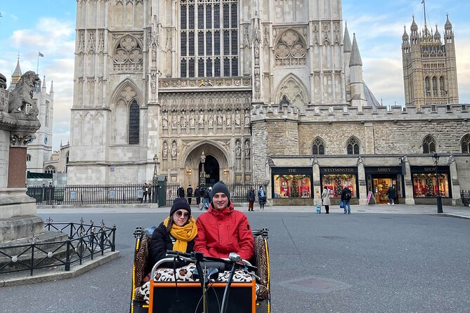 Touching Distance LONDON Rickshaw/Pedicab Private Tour - Westminster to Mayfair: Parliament, palaces, and the big-view angle