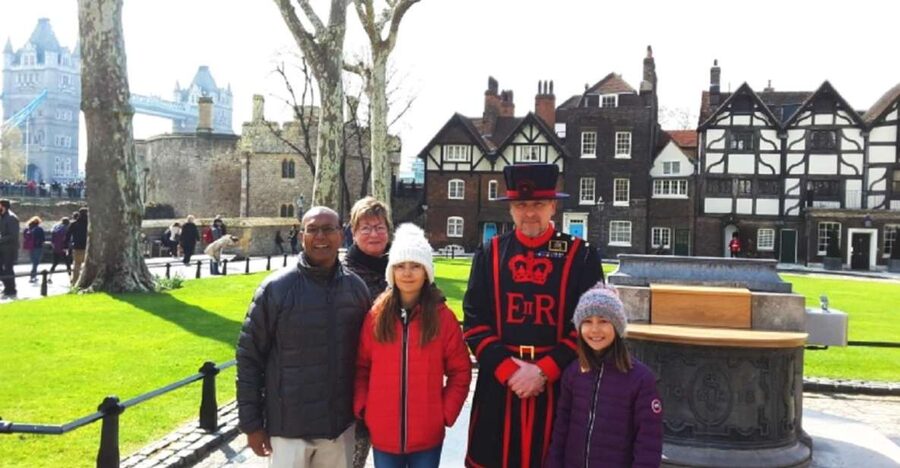 Tower of London and Tower Bridge Private Tour - Key highlights worth planning for