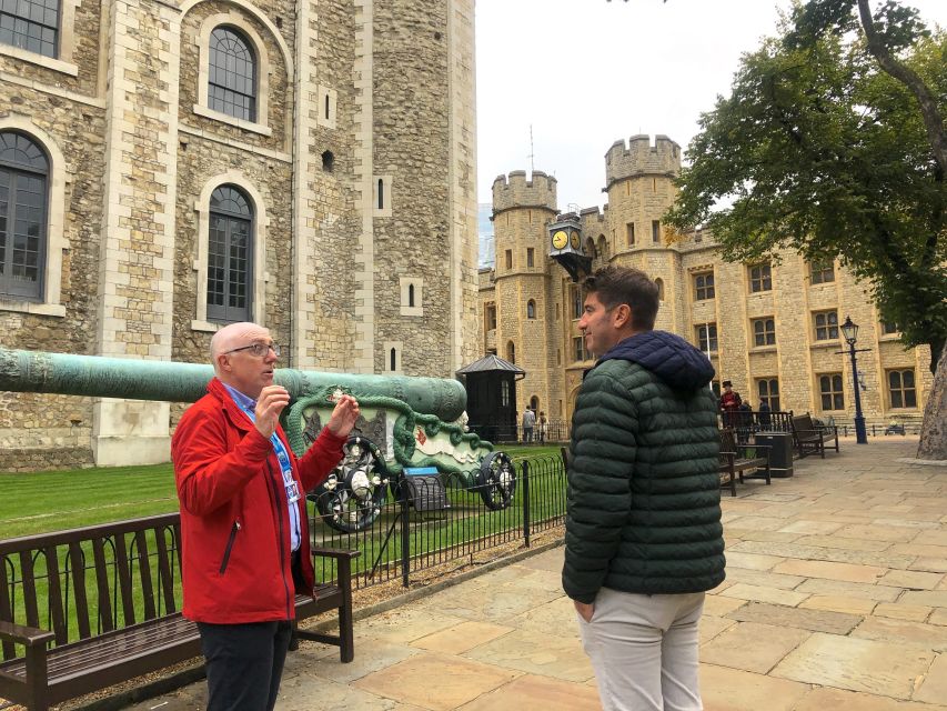 Tower of London: Early Access with Crown Jewels & Beefeaters - Key highlights at a glance