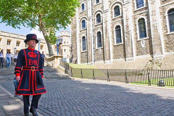 Tower of London Fully Guided Private Tour - Price and value: is $381.91 per person worth it?