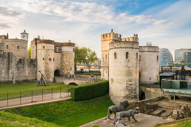 Tower of London Guided Tour, Crown Jewels, Tower Bridge - Jewel House Crown Jewels: how to get the most from your reserved time