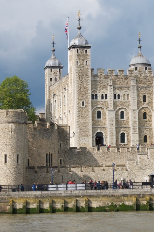 Tower of London Private Tour - Private Tower of London: what changes when someone guides you
