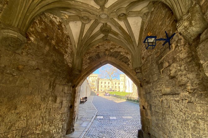 Tower of London & Westminster Abbey VIP Tour with expert guide - Who this tour suits best (and who might want a different plan)