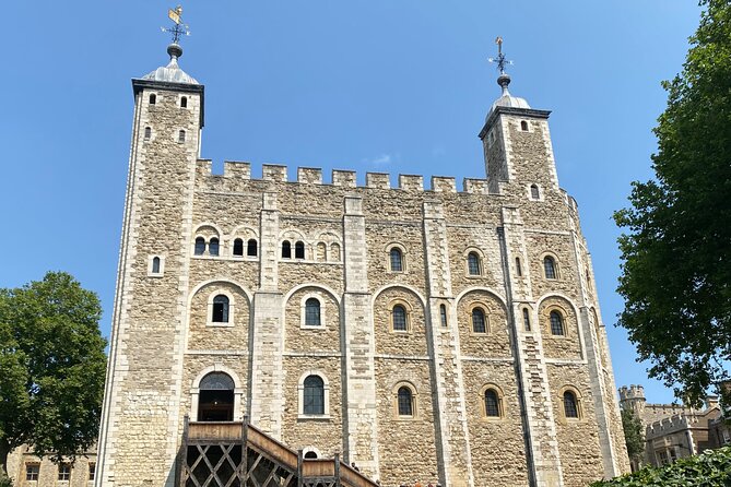 Tower of London & Westminster Abbey VIP Tour with expert guide - The Tower of London with your Blue Badge guide: Crown Jewels and the stories behind them