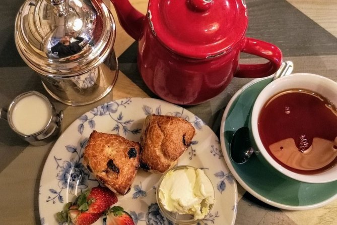 Traditional English Walking Food Tour With London Food Tours - The Food Lineup That Feels Like a Real English Meal