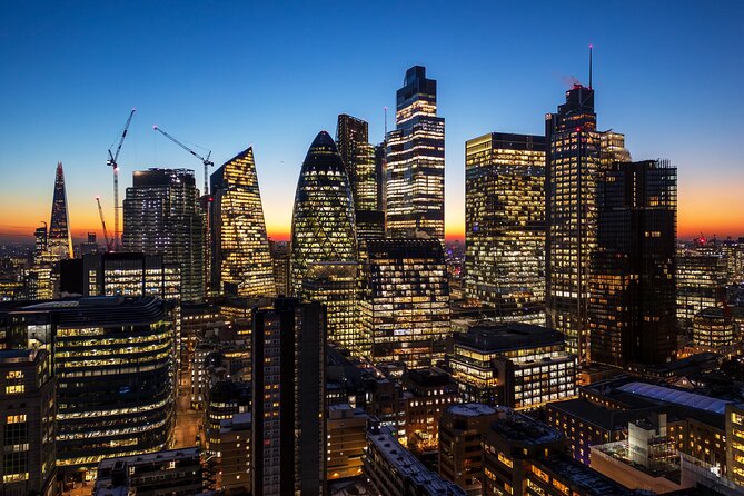 Transfer To or From London Heathrow Airport to Central London - What the private driver experience feels like
