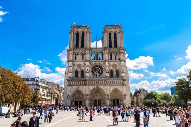 Trip to Paris with Seine Cruise, Bus Tour and Travel Card - Museum strategy: how to avoid wasting hours in queues and confusion