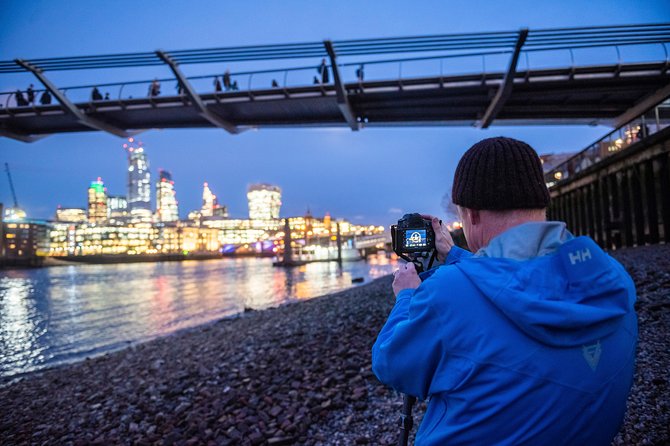 Ultimate introduction to photography in Central London - South Bank skate park and slow shutter experiments