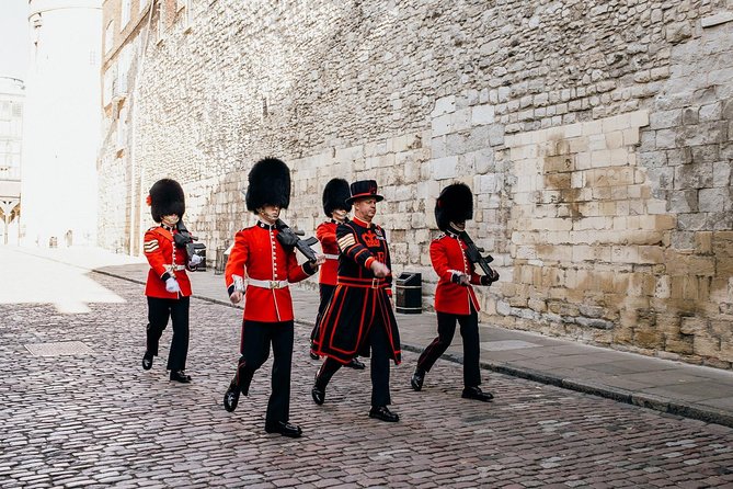 VIP Early Access Opening Ceremony Tower of London & River Cruise - Tower Walls, Edward I’s Bedroom, and the Ravens