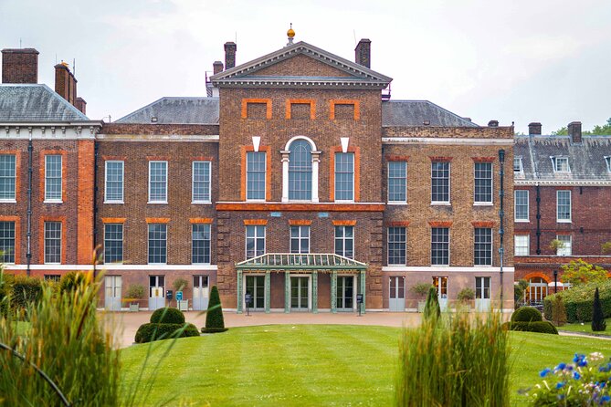 VIP Kensington Palace Gardens Tour & Royal Tea Crown Experience - The “VIP” feel at Kensington, without losing your afternoon