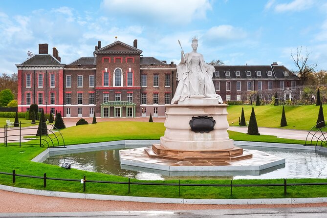 VIP Kensington Palace Gardens Tour & Royal Tea Crown Experience - Kensington Palace exterior stories, plus gardens access that matters