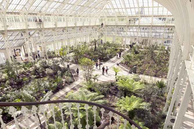 Visit Kew Gardens & 3 Hour Westminster Walking Tour - Parliament Square, Big Ben Views, and Westminster Abbey Nearby
