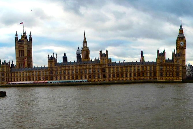 Visite privée Westminster & Buckingham, le cœur du royaume - The Palace of Westminster: where the country decides