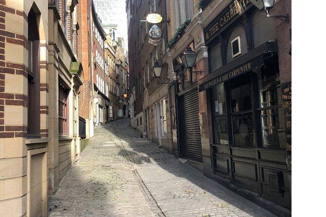 Walking Tours - Sights of London- price includes upto 10 people - Stop 1: Blackfriars and the Shakespeare trail through the City