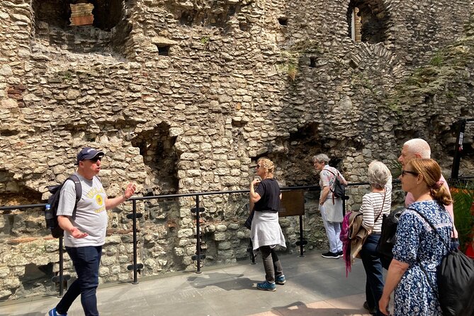 Walking Tours - Sights of London- price includes upto 10 people - Price and group size: what $388.19 really means