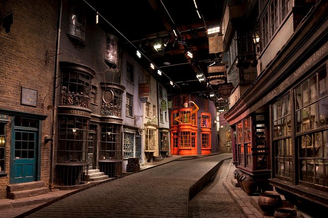 Warner Bros Studio Tour London - The Making of Harry Potter with Hotel Pick-up - Quick hits before you go