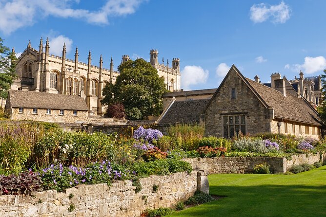 Warwick Castle, Oxford, Stratford-upon-Avon & Cotswolds Day trip - Oxford on foot: one hour that hits colleges, bridges, and showy architecture