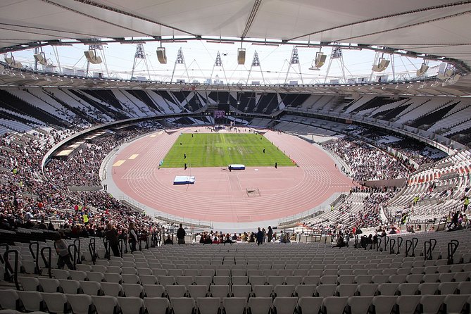 West Ham United FC London (Olympic) Stadium Tour - Getting to the start point: pickup zones, timing, and backup options