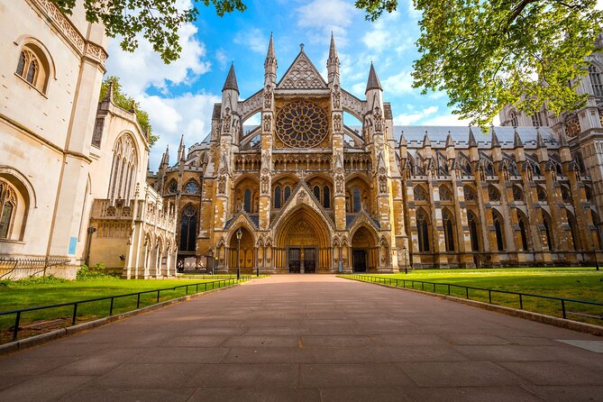 Westminster Abbey Tour with Guard Change & Big Ben - What you can do after the Abbey portion ends